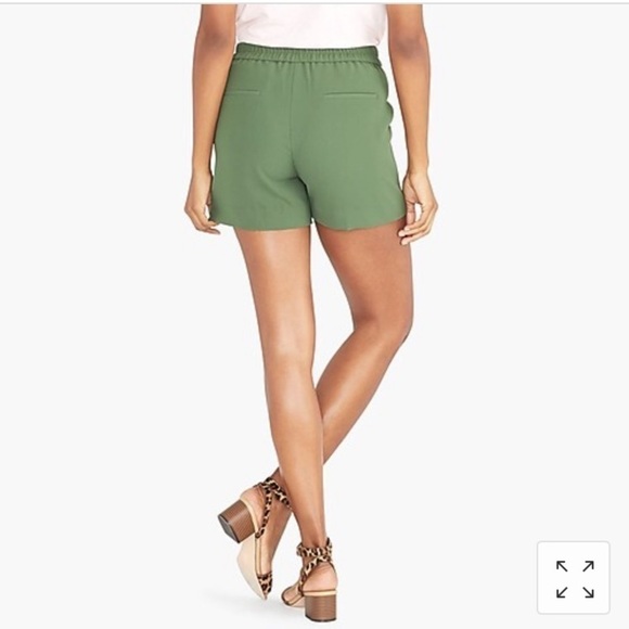 J by j crew 4" drapey crepe short size 2 s… - Picture 2 of 5